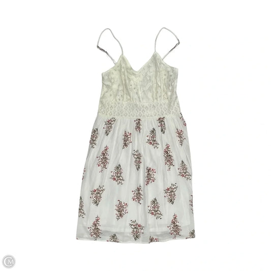 Dress Casual Short By Maurices In White, Size: M