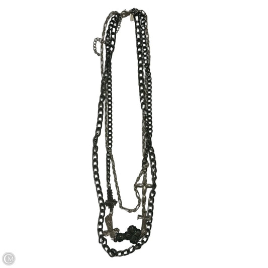 Necklace Layered By Clothes Mentor