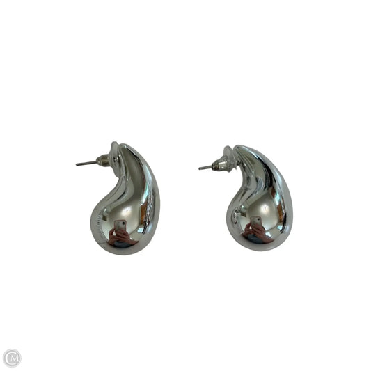 Earrings Other By Clothes Mentor