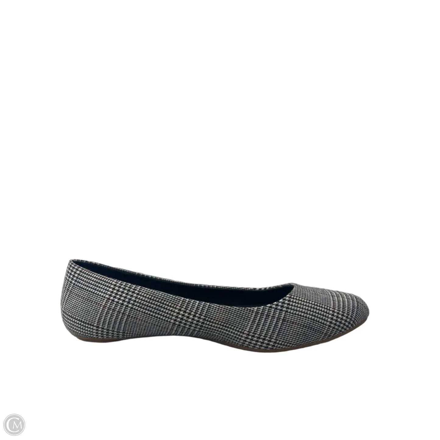 Shoes Flats By Kelly And Katie In Black & White, Size: 8