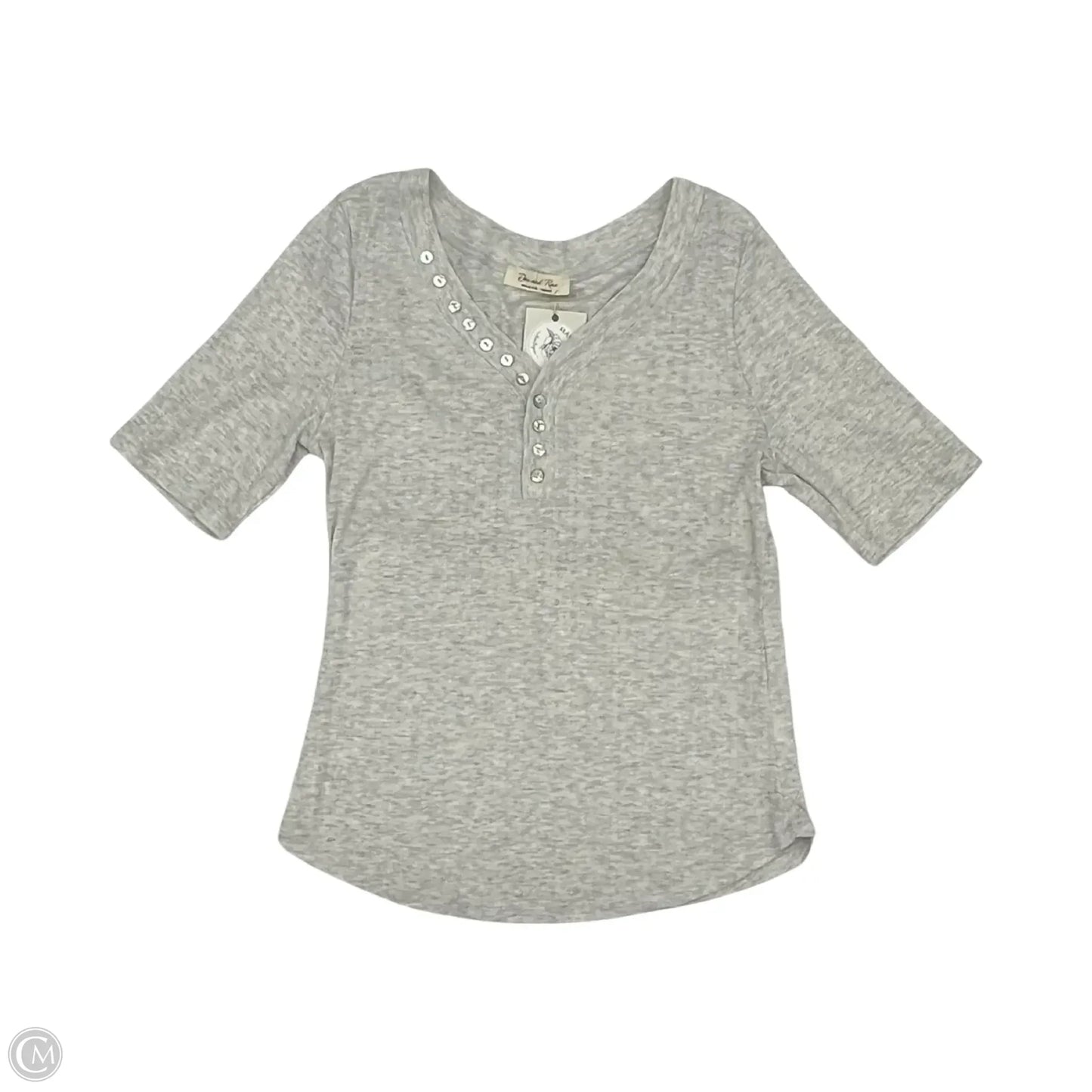 Top Short Sleeve By Doe & Rae In Grey, Size: M