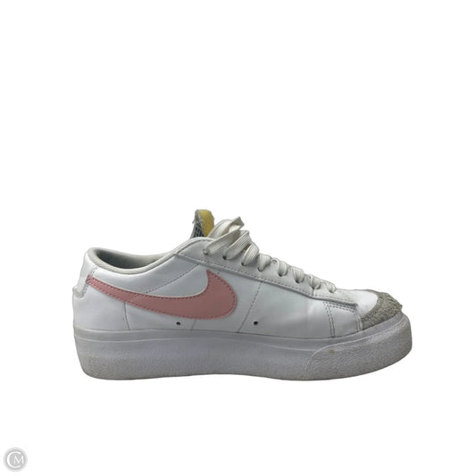 Shoes Sneakers By Nike In White, Size: 8