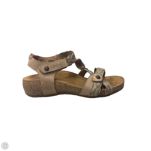Sandals Heels Wedge By Taos In Tan, Size: 7.5