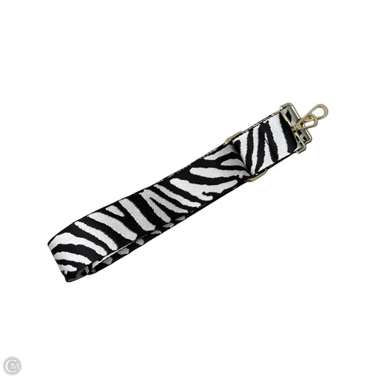 Accessory Label By Clothes Mentor, Size: