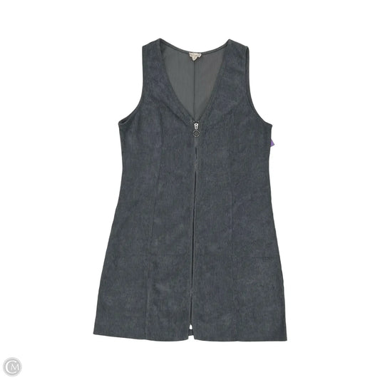 Dress Casual Short By Hem & Thread In Grey, Size: S