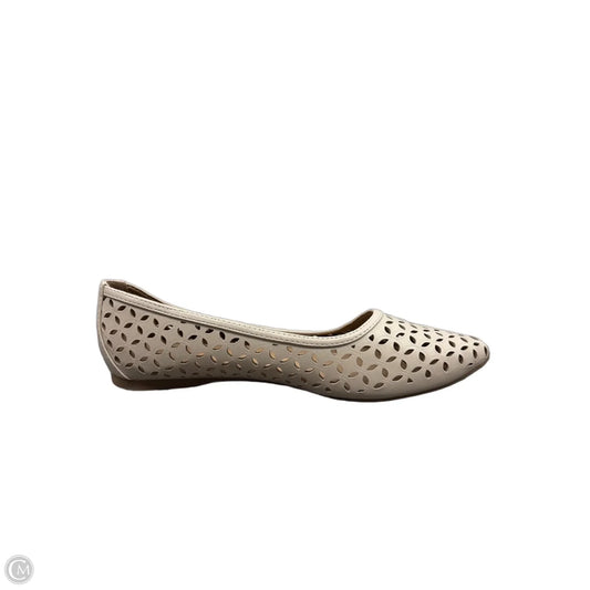 Shoes Flats By Lc Lauren Conrad In Cream, Size: 9