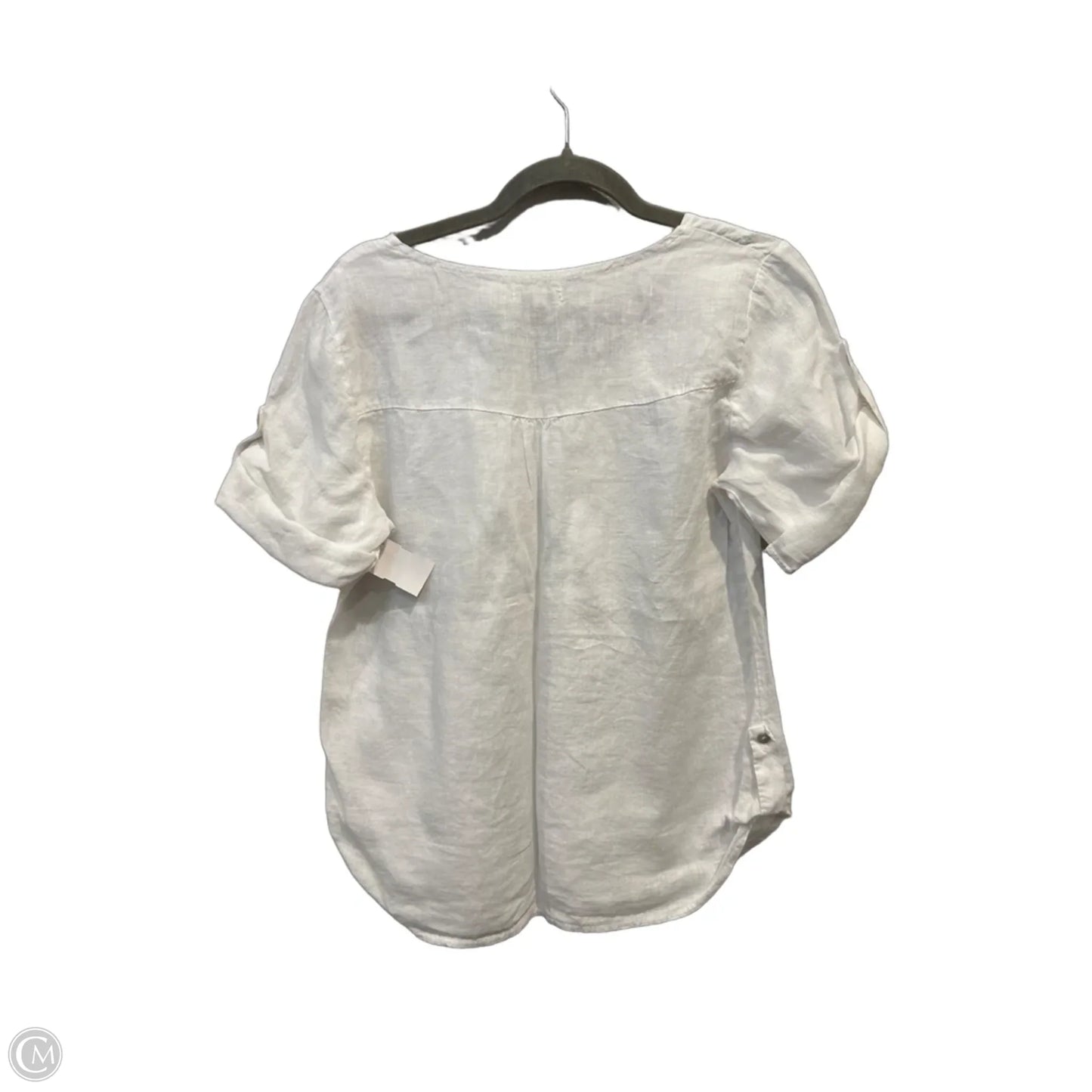 Top Short Sleeve By Clothes Mentor In White, Size: M