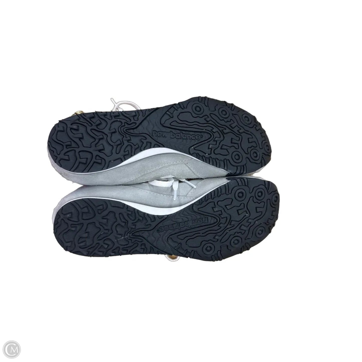 Shoes Sneakers By New Balance In Grey & White, Size: 8