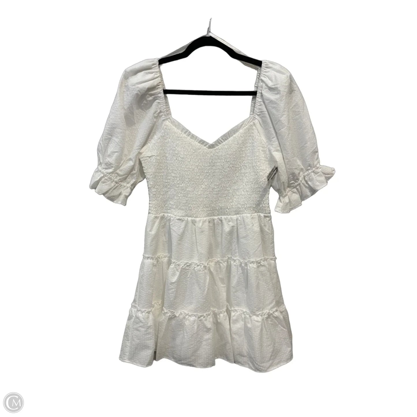 Dress Casual Short By Clothes Mentor In White, Size: M