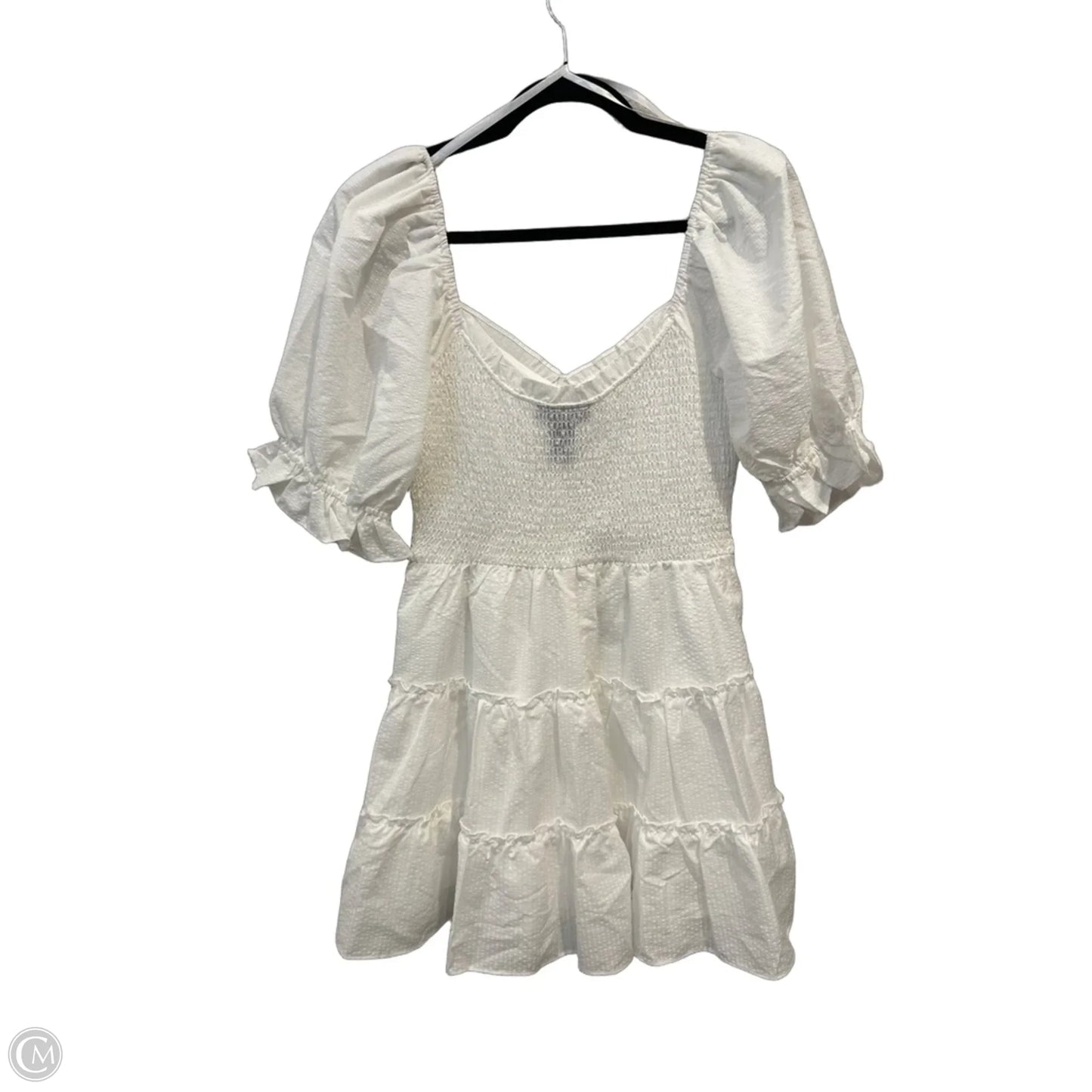 Dress Casual Short By Clothes Mentor In White, Size: M