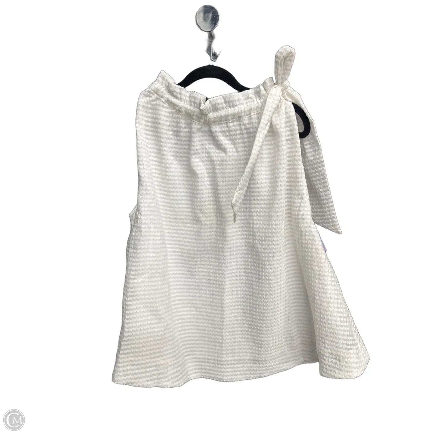 Top Sleeveless By Glam In White, Size: M