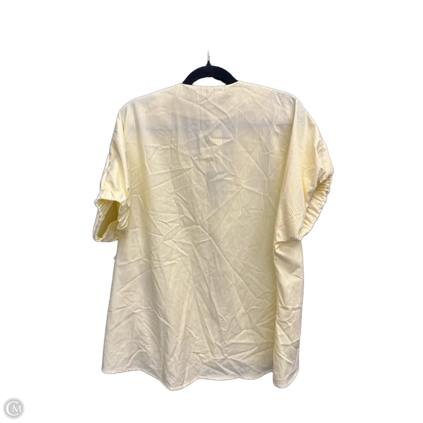 Top Short Sleeve By Clothes Mentor In Striped Pattern, Size: Osfm