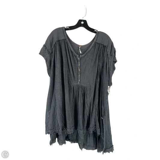 Top Short Sleeve By Free People In Grey, Size: L