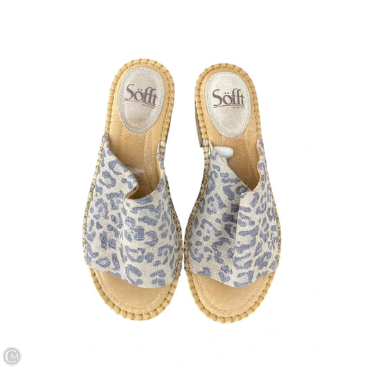 Sandals Flats By Sofft In Animal Print, Size: 6