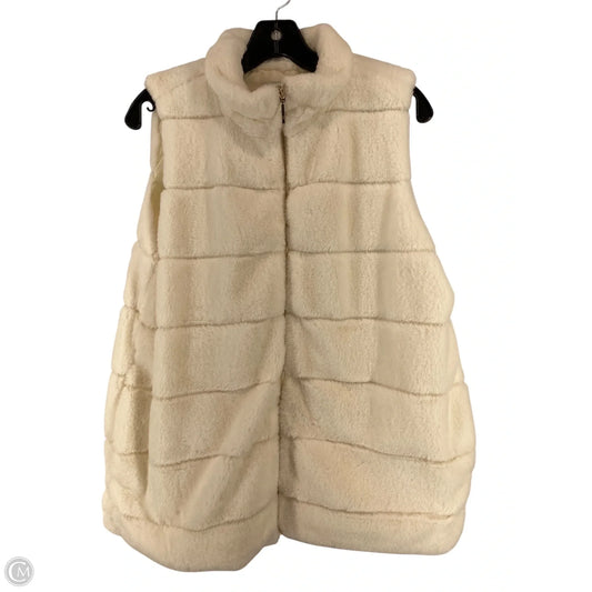Vest Faux Fur & Sherpa By Crown And Ivy In White, Size: L
