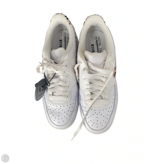 Shoes Sneakers By Nike In White, Size: 9