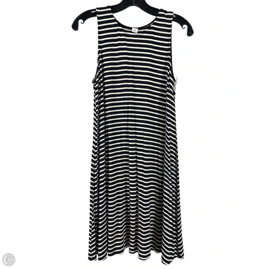 Dress Casual Maxi By Old Navy In Striped Pattern, Size: M