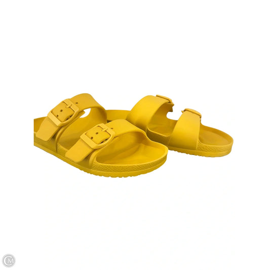 Sandals Flats By Clothes Mentor In Yellow, Size: 7