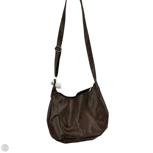 Crossbody By Clothes Mentor, Size: Medium