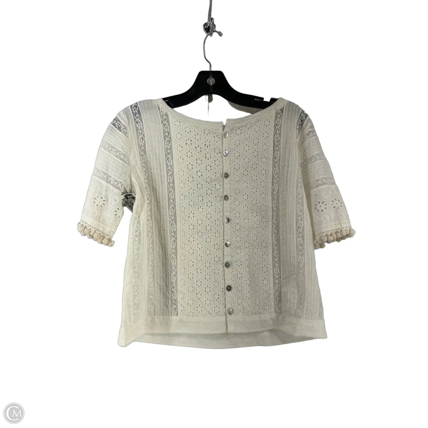 Top Short Sleeve By Clothes Mentor In Cream, Size: S