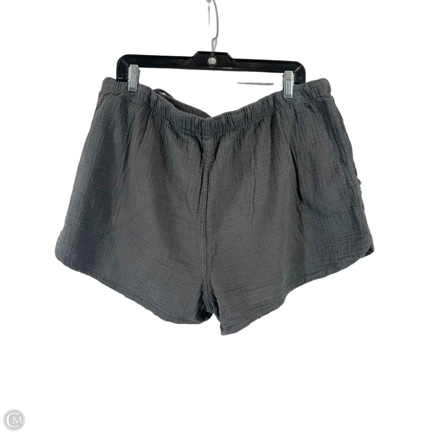 Top Short Sleeve By Stars Above In Grey, Size: Xl