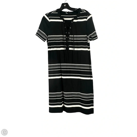 Dress Casual Short By White House Black Market In Black & White, Size: M