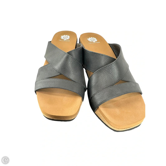 Sandals Heels Platform By Yellow Box In Black, Size: 9