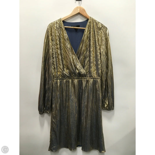 Dress Party Short By Maggy London In Gold, Size: 16
