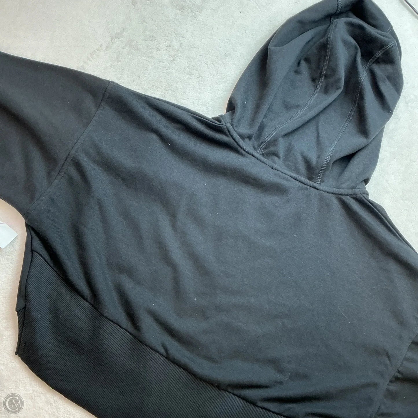 Athletic Sweatshirt Hoodie By Gym Shark In Black, Size: M
