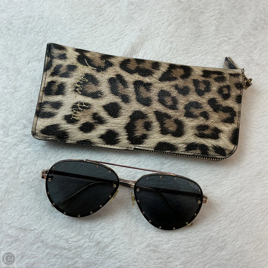 Sunglasses By Quay, Size: