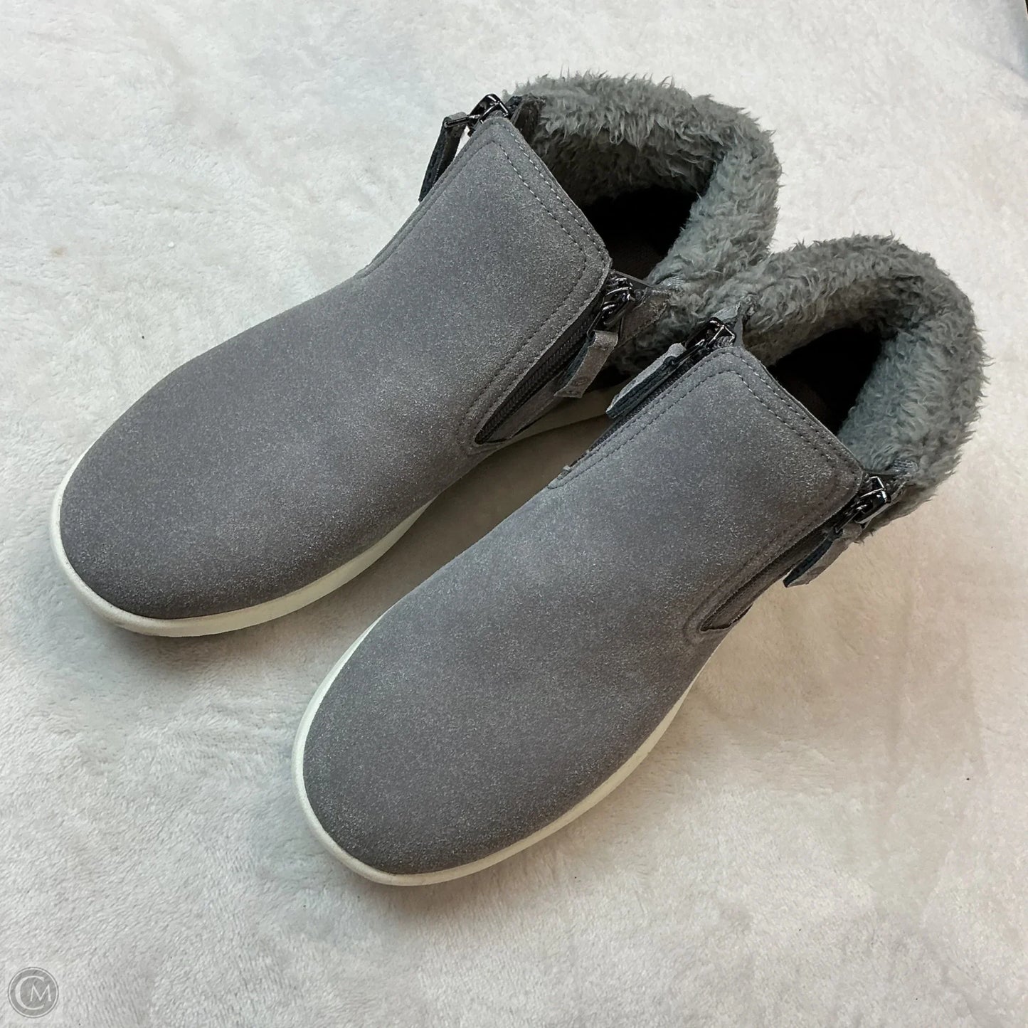 Boots Ankle Flats By Easy Spirit In Grey, Size: 7.5