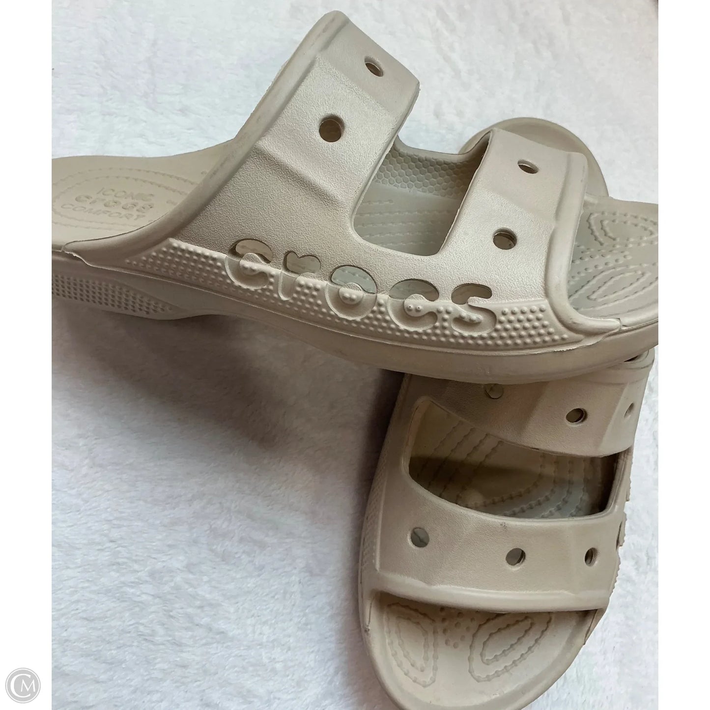 Sandals Flats By Crocs In Cream, Size: 8