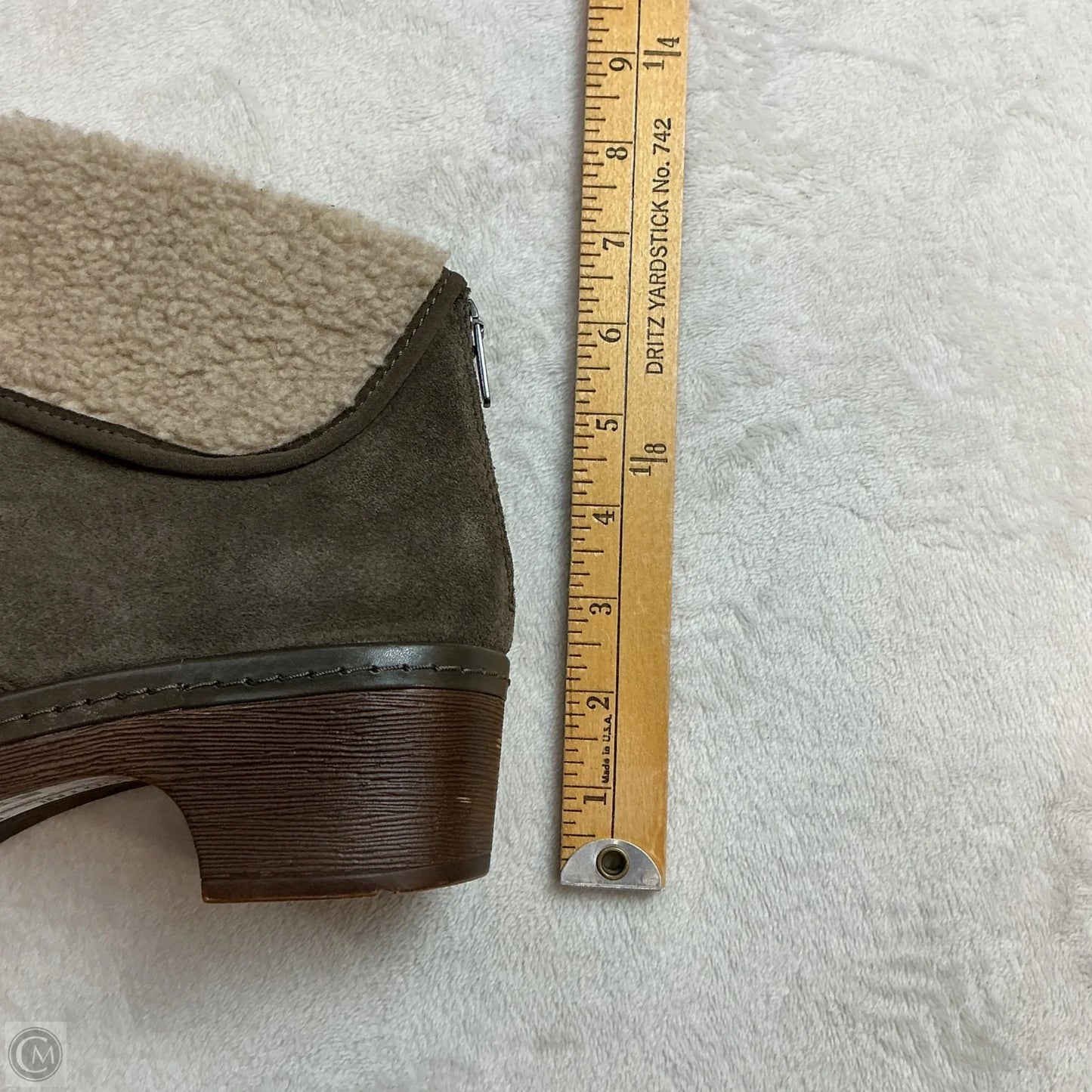 Boots Ankle Heels By Clarks In Grey, Size: 8.5