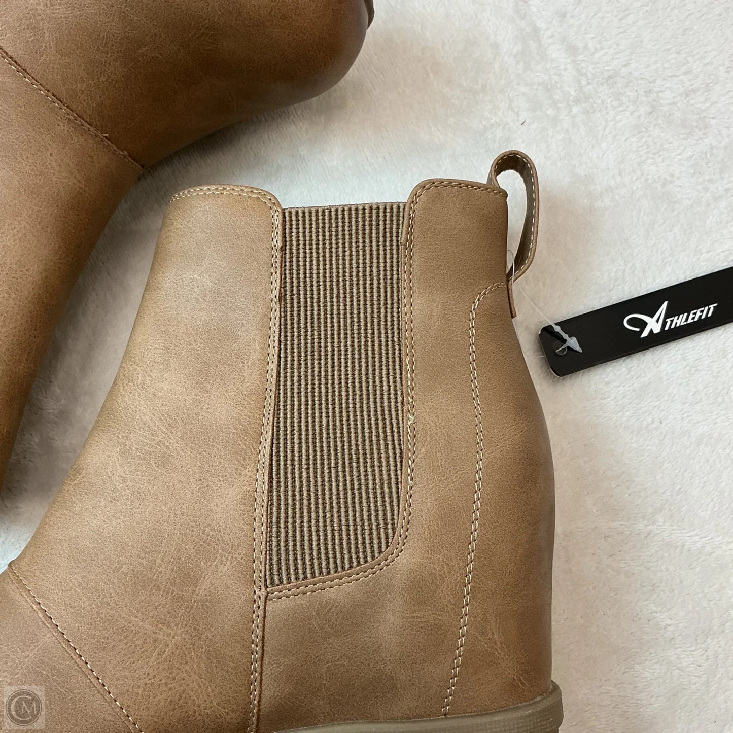 Boots Ankle Flats By Clothes Mentor In Brown, Size: 9.5