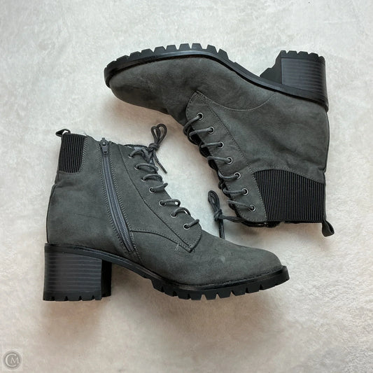Boots Ankle Heels By Market & Spruce In Grey, Size: 8.5
