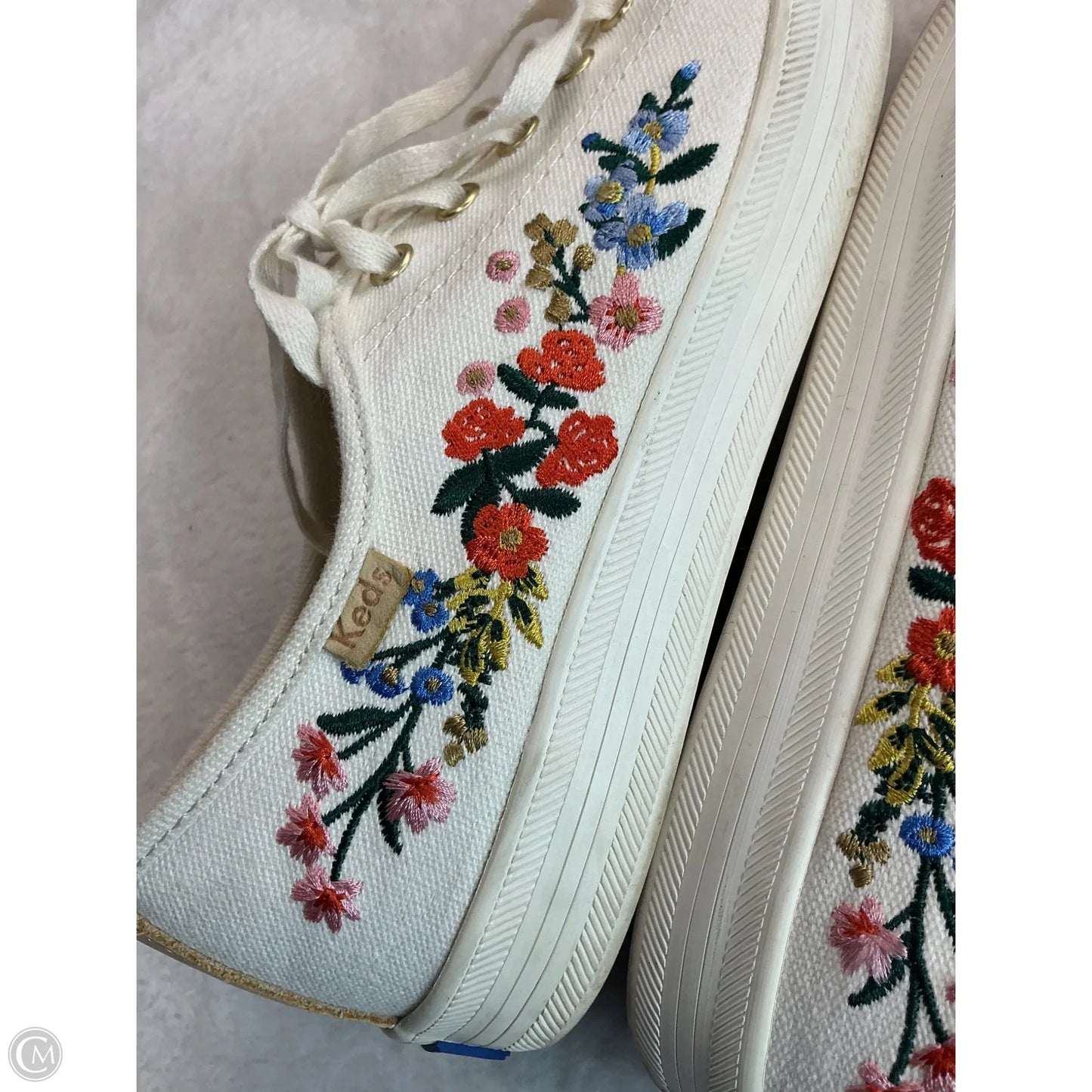 Shoes Sneakers By Keds In White, Size: 6.5