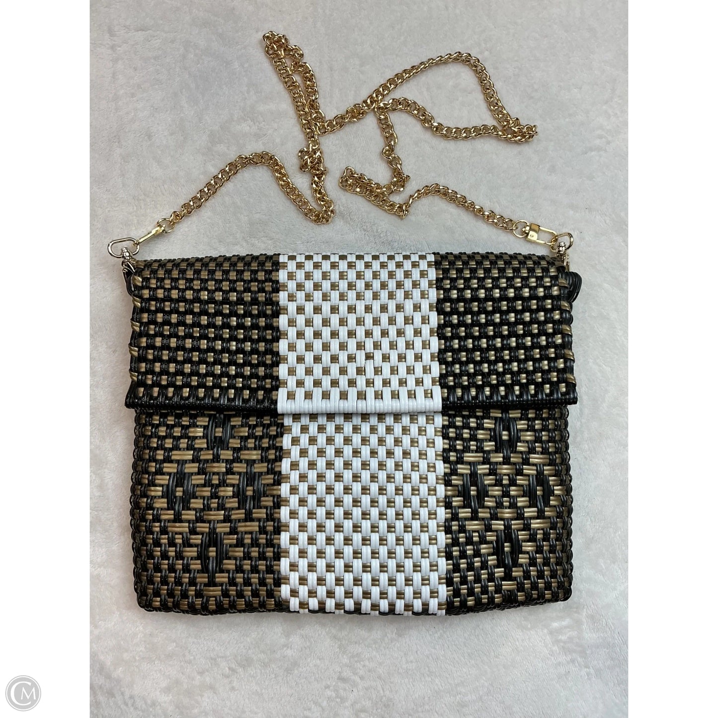 Crossbody By Clothes Mentor, Size: Medium