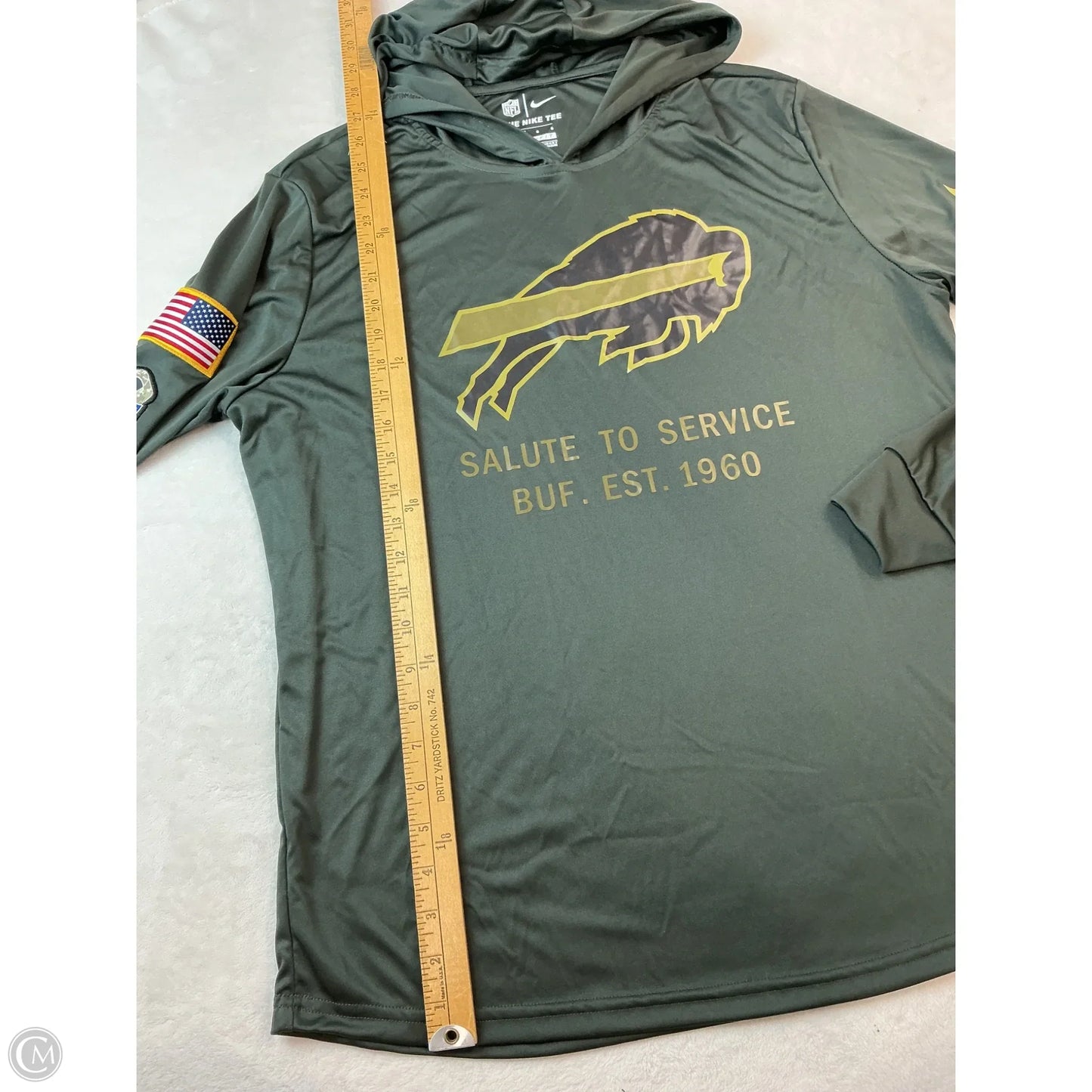 Athletic Top Long Sleeve Hoodie By Nfl In Green, Size: L