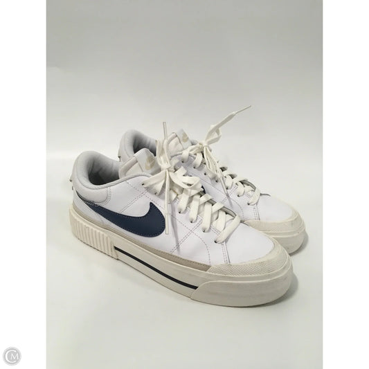 Shoes Sneakers By Nike In White, Size: 9