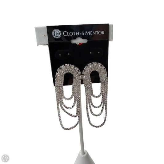 Earrings Dangle/drop By Clothes Mentor