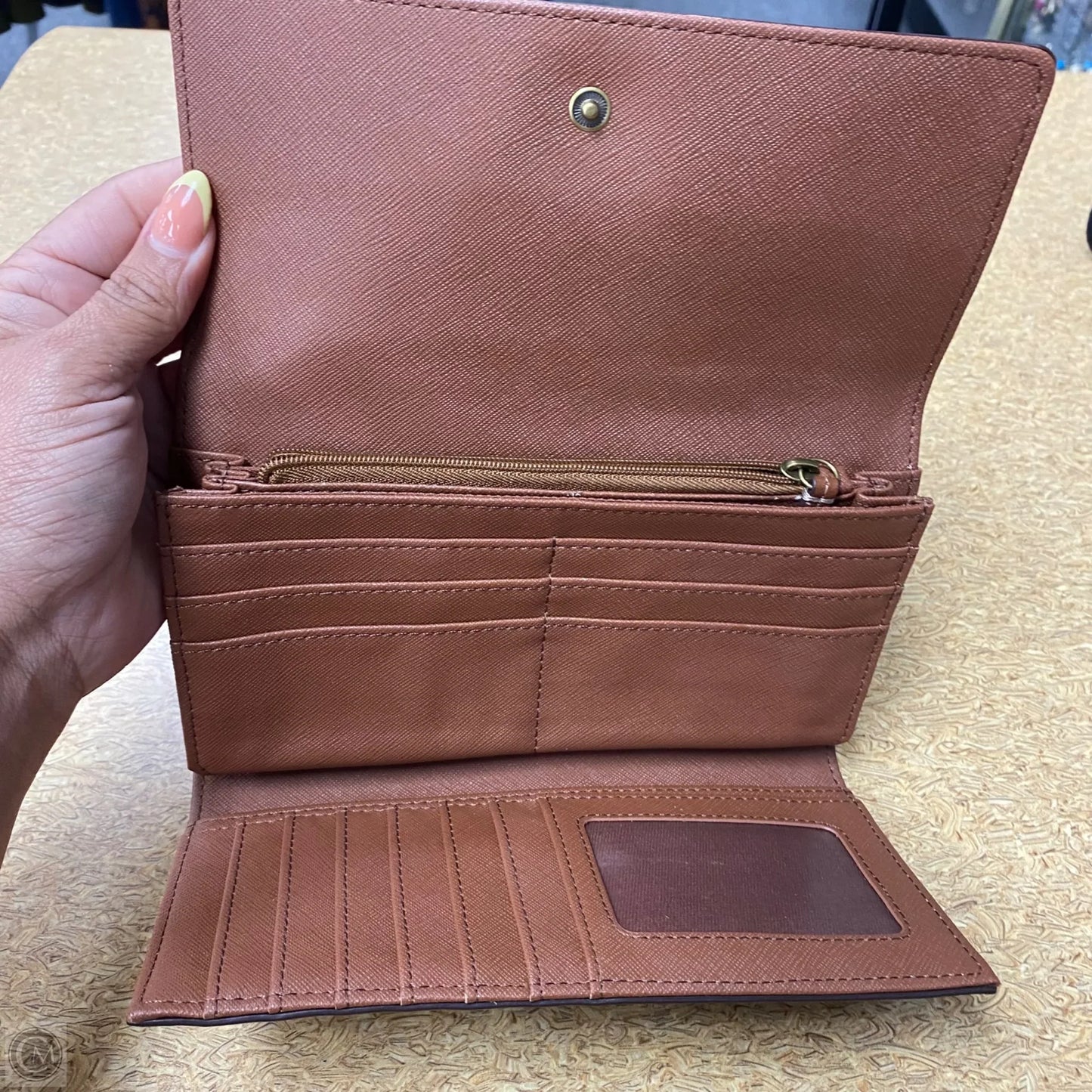 Wallet By Fossil, Size: Large