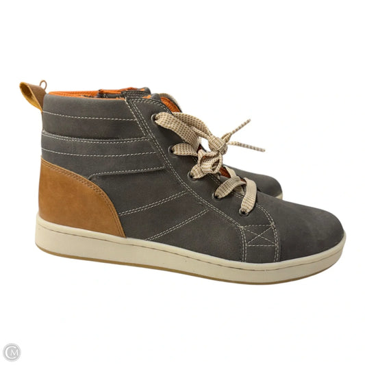 Boots Ankle Flats By Dayfive In Grey, Size: 7