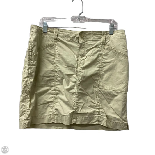Skort By Chicos In Cream, Size: M