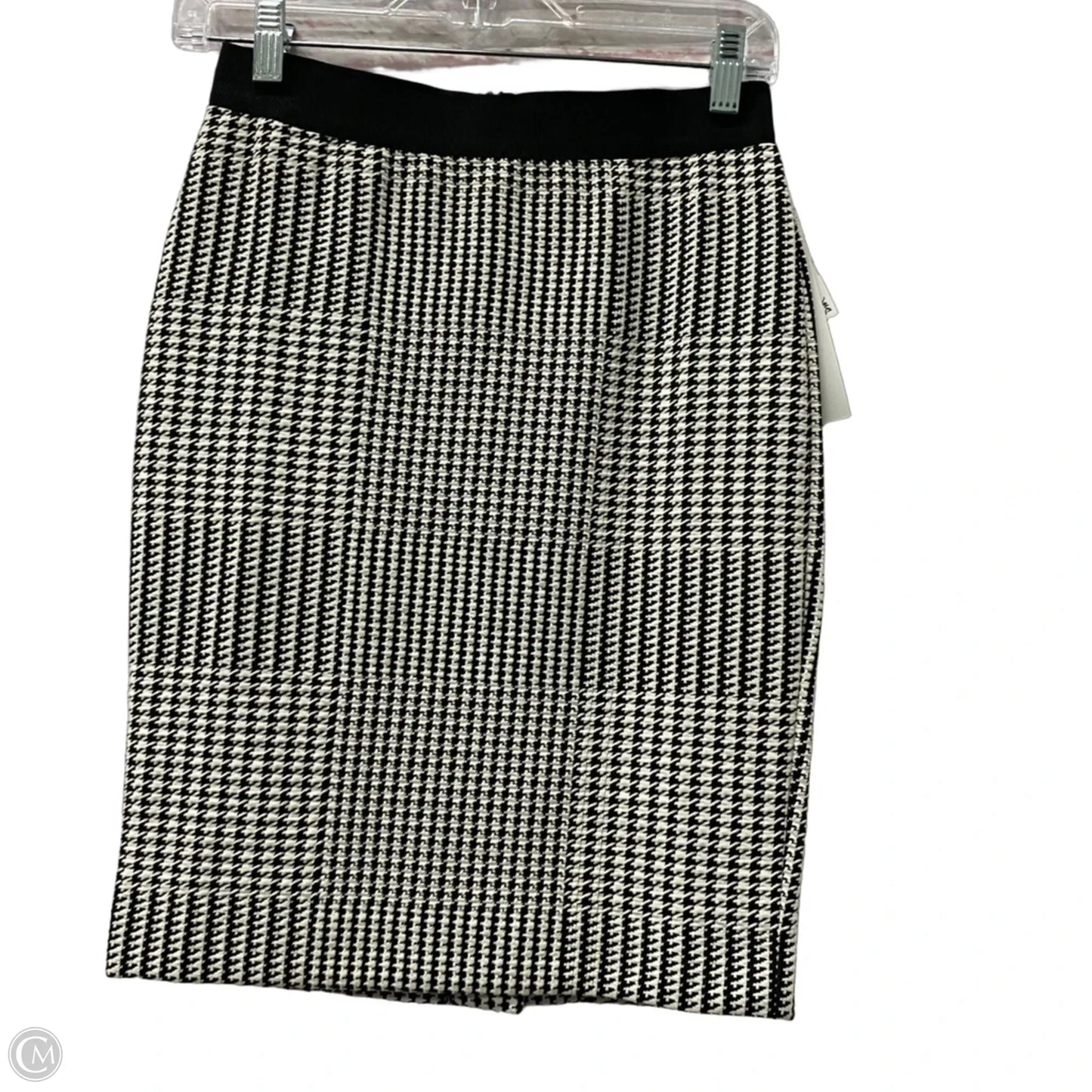 Skirt Mini & Short By Ann Taylor In Black & White, Size: Xxsp