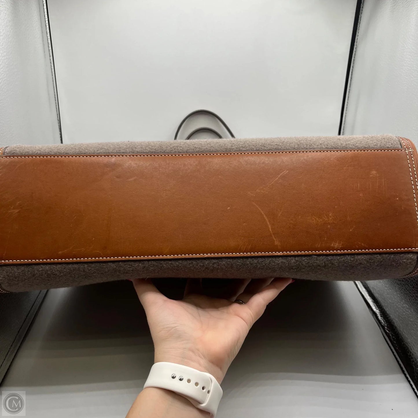 Handbag Designer By Tory Burch, Size: Large