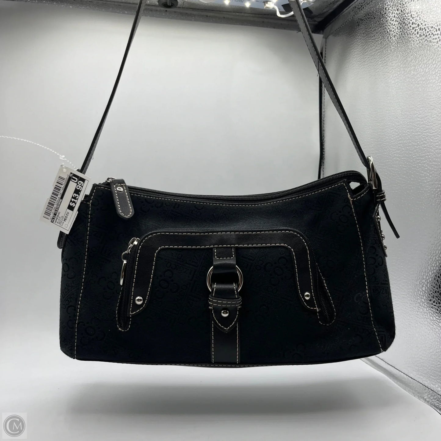 Handbag By Liz Claiborne, Size: Medium