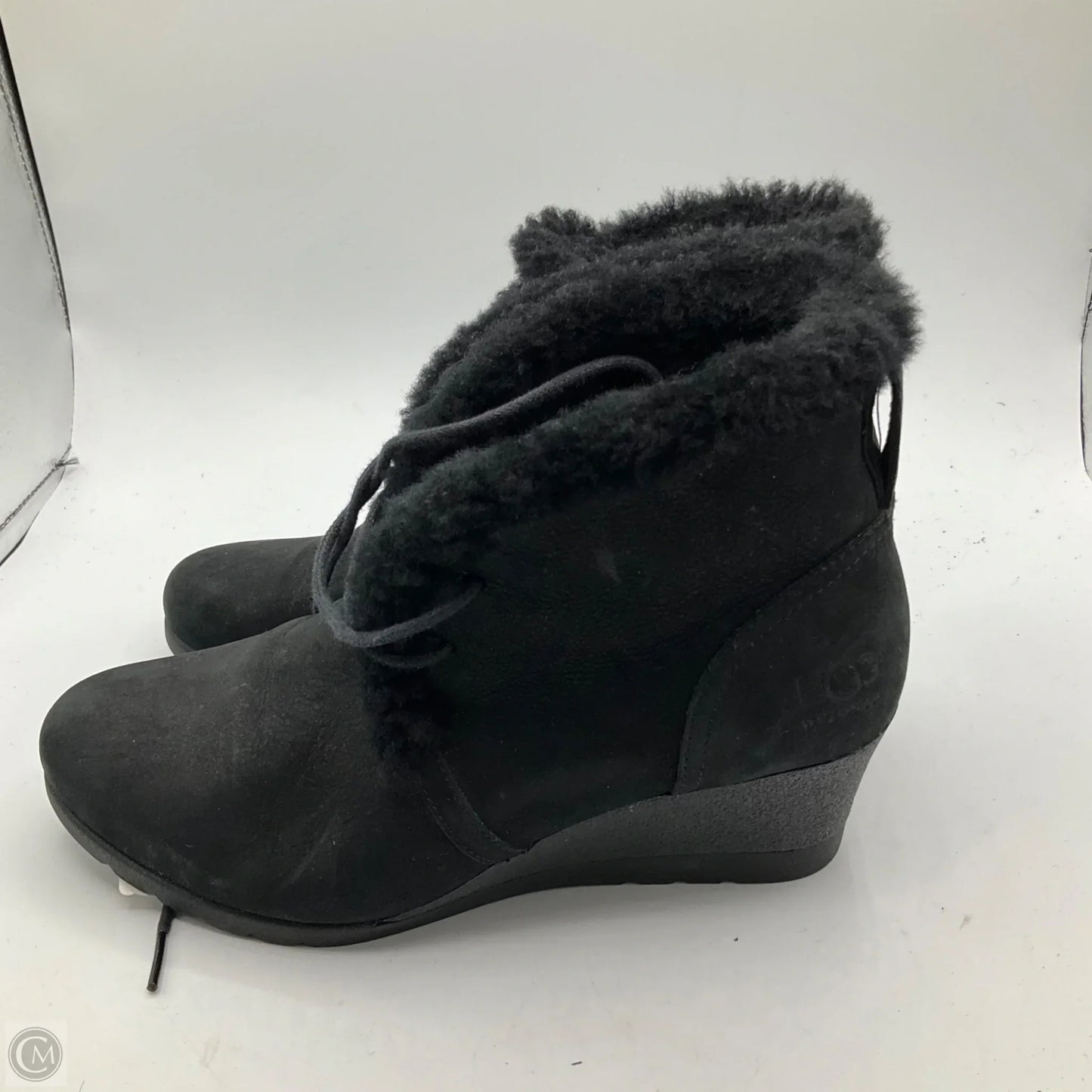 Boots Designer By Ugg In Black, Size: 8.5