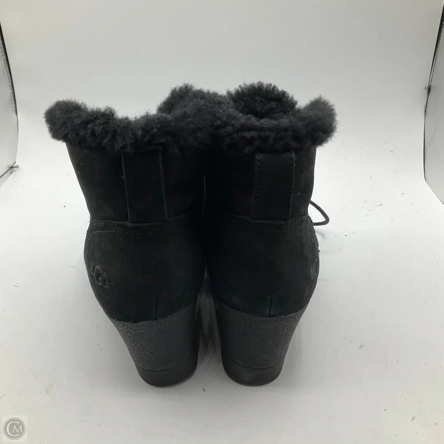 Boots Designer By Ugg In Black, Size: 8.5
