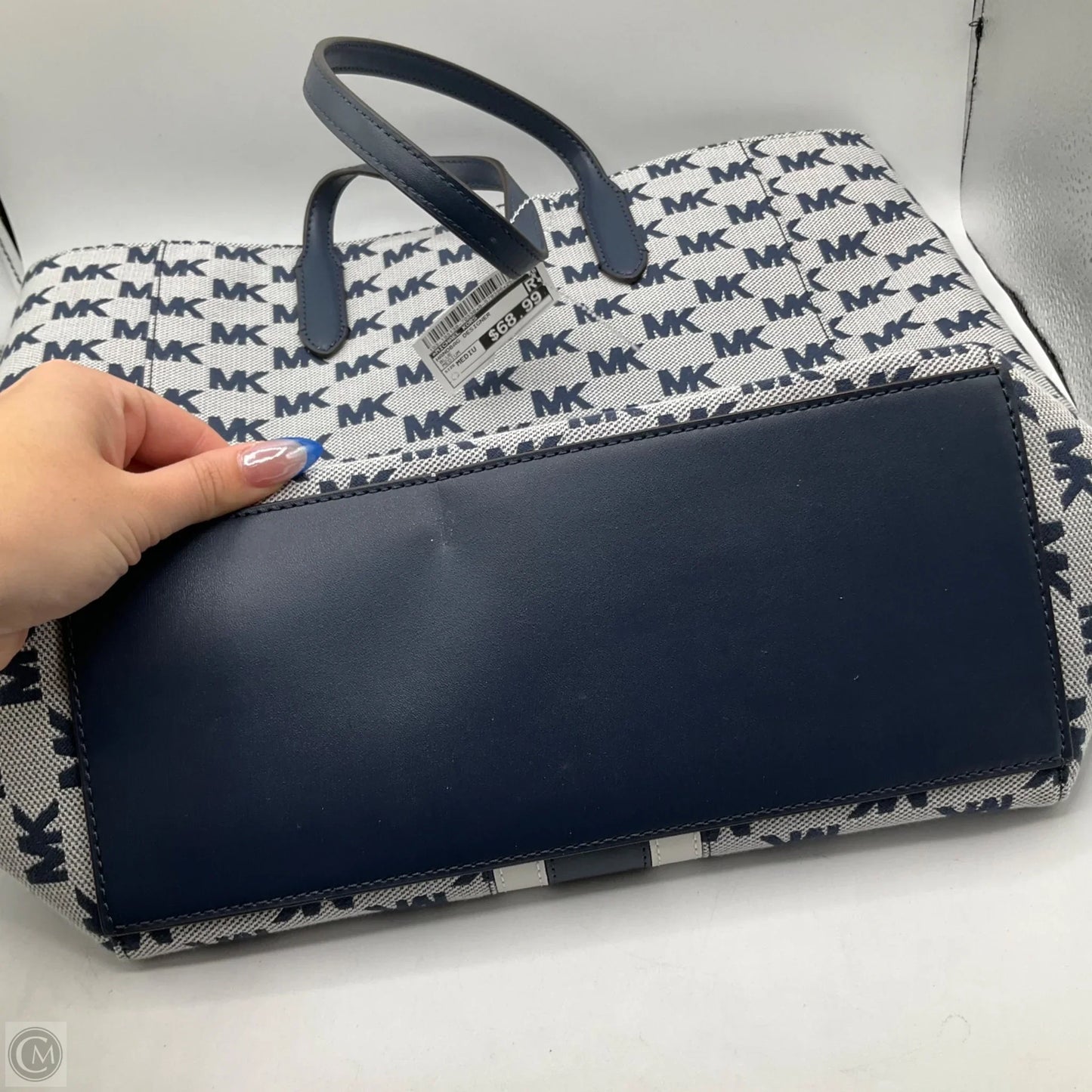 Handbag Designer By Michael Kors, Size: Medium