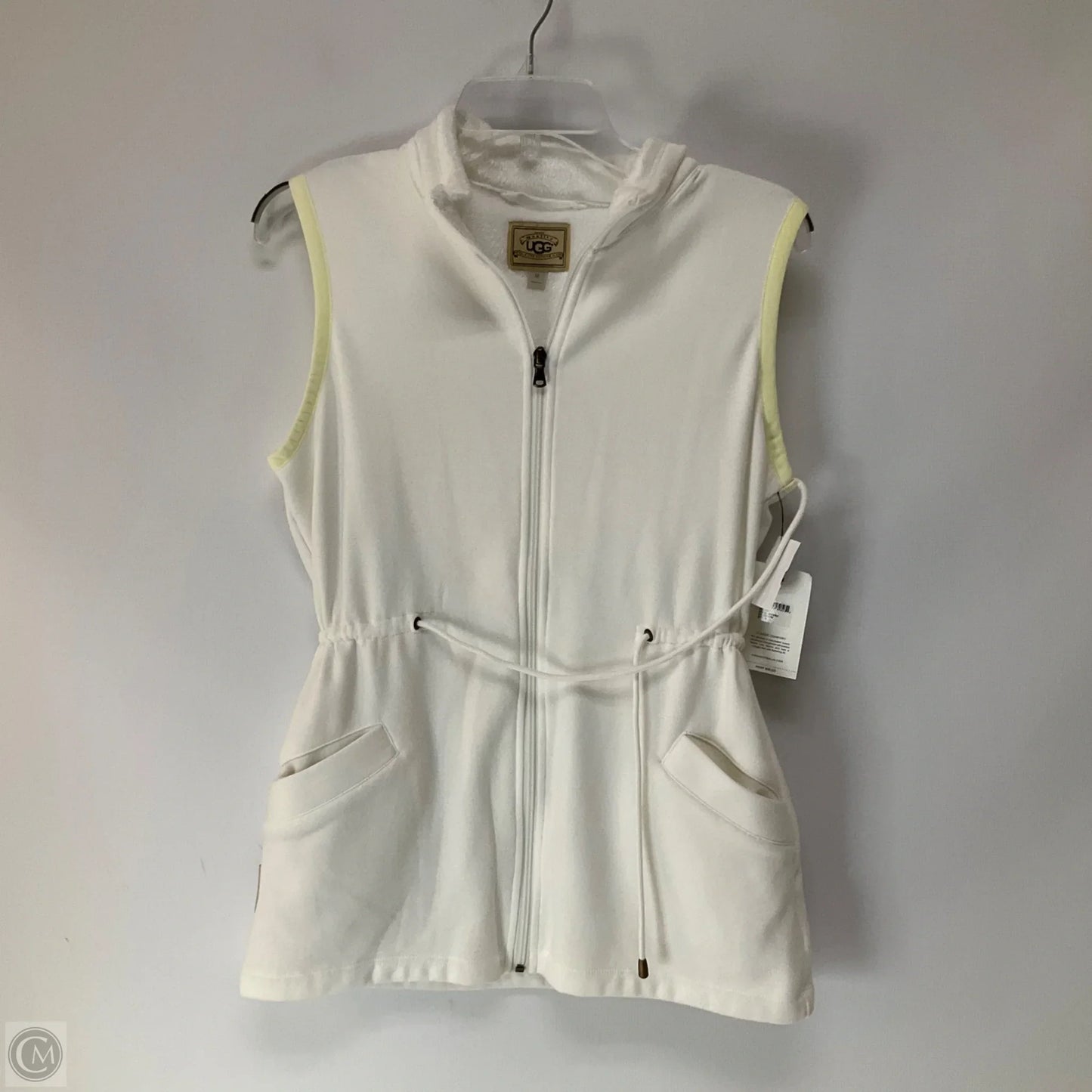 Vest Designer By Ugg In White, Size: M